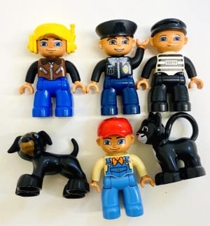 LEGO Duplo People and Pets Fun Pack Mixed Figures Dog and Cat #82055 ...